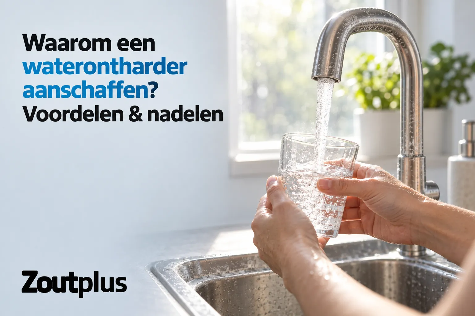 Waarom een waterontharder aanschaffen? Voordelen & nadelen: kraanwater vult een glas onder stromend water.